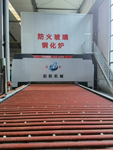 防火玻璃钢化炉